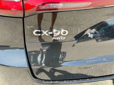 2026 Mazda CX-90 — photo 11 view