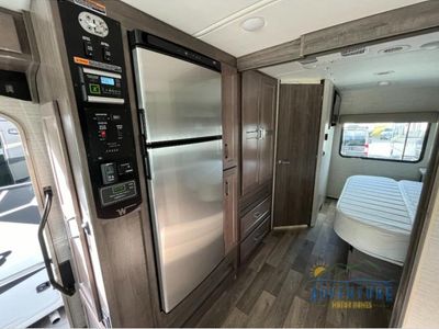 2021 Winnebago Vista - Photo 9