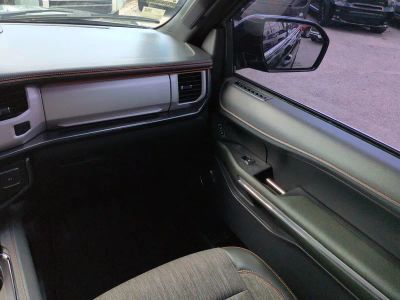 2024 Ford Expedition — photo 17 view