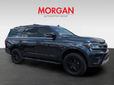 2024 Ford Expedition — side profile view