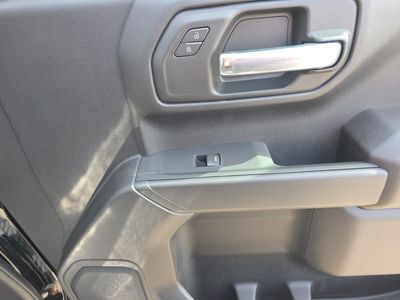 2025 Chevrolet Silverado 1500 — photo 21 view
