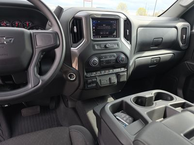 2025 Chevrolet Silverado 1500 — photo 13 view
