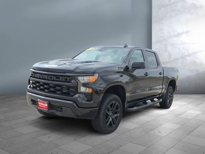 2025 Chevrolet Silverado 1500 — front three-quarter view