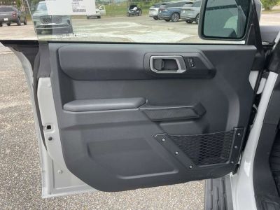 2026 Ford Bronco — photo 15 view
