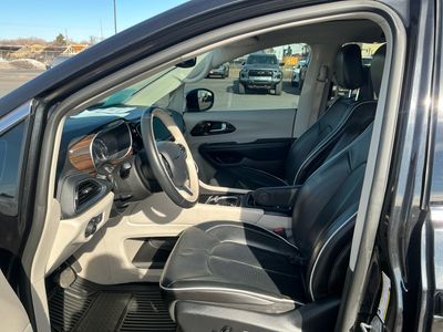 2021 Chrysler Pacifica - Photo 9