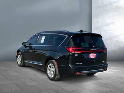 2021 Chrysler Pacifica - Photo 4