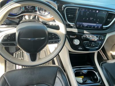 2021 Chrysler Pacifica - Photo 14