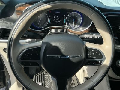 2021 Chrysler Pacifica - Photo 13
