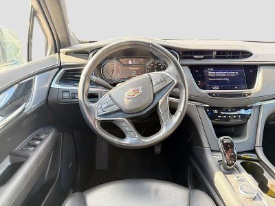 2024 Cadillac XT5 — photo 17 view
