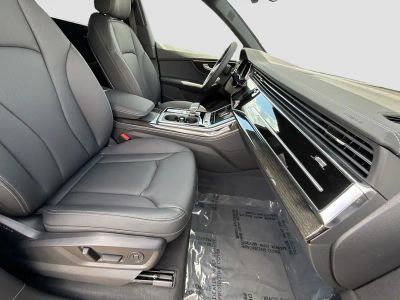 2026 Audi Q8 — photo 15 view