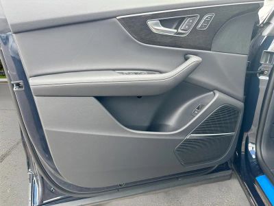 2026 Audi Q8 — photo 22 view