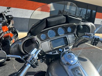 2016 Harley-Davidson CVO Limited - Photo 3