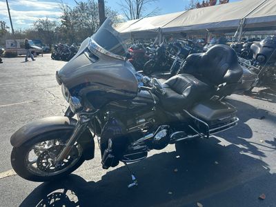 2016 Harley-Davidson CVO Limited - Photo 1