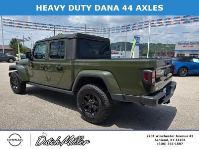 2022 Jeep Gladiator — detail view