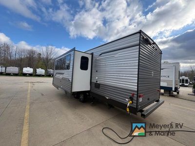 2026 Coachmen RV Catalina Legacy Edition - Photo 5