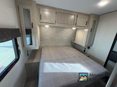 2026 Coachmen RV Catalina Legacy Edition - Photo 24