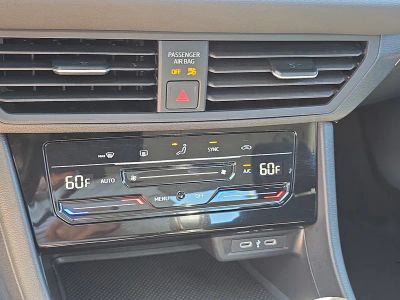 2025 Volkswagen Jetta — photo 24 view