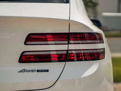 2025 Genesis GV80 — photo 12 view