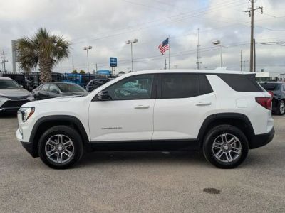 2025 GMC Terrain - Photo 2