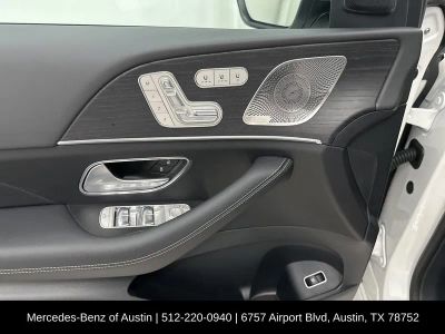 2026 Mercedes-Benz GLS - Photo 16