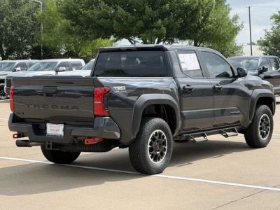2026 Toyota Tacoma - Photo 4