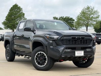 2026 Toyota Tacoma - Photo 2