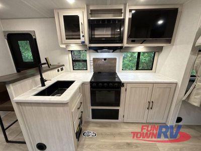 2026 Forest River RV Surveyor Legend - Photo 18