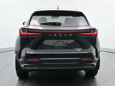 2026 Lexus NX HYBRID - Photo 4
