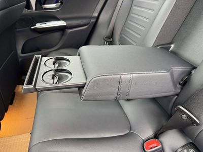 2026 Mercedes-Benz GLC — photo 31 view