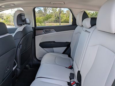 2026 Kia Sportage — photo 16 view