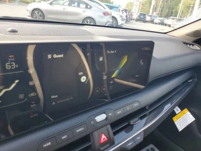 2025 Kia K4 — photo 15 view