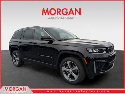 2026 Jeep Grand Cherokee Limited in Black — front three-quarter view