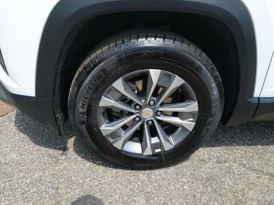 2026 Chevrolet Equinox — photo 10 view