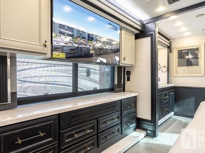 2026 Tiffin Motorhomes Allegro Bus - Photo 17