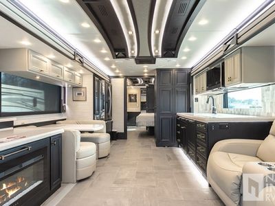 2026 Tiffin Motorhomes Allegro Bus - Photo 8