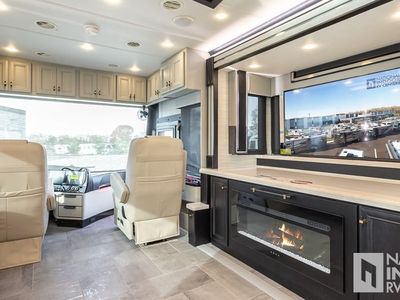 2026 Tiffin Motorhomes Allegro Bus - Photo 13