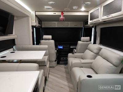 2026 Holiday Rambler Invicta - Photo 6