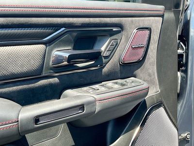 2026 Ram 1500 — photo 18 view