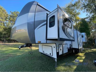 2022 Forest River Sandpiper Luxury - Photo 3