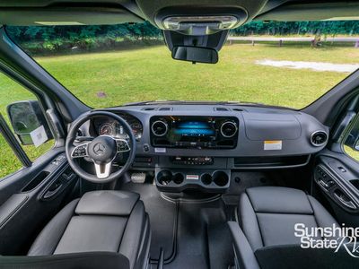 2025 Storyteller Overland - Photo 24