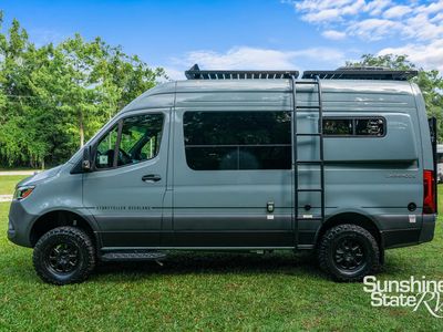 2025 Storyteller Overland - Photo 28