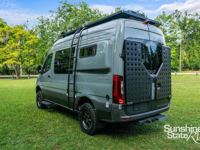 2025 Storyteller Overland - Photo 21