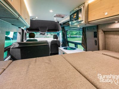 2025 Storyteller Overland - Photo 19