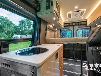 2025 Storyteller Overland - Photo 13