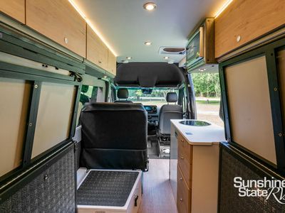 2025 Storyteller Overland - Photo 20