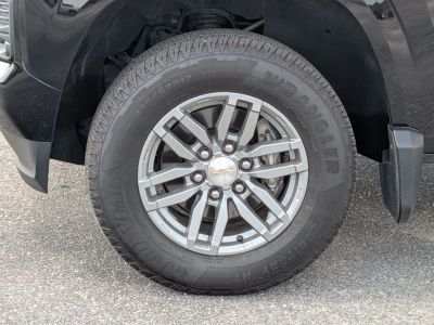 2024 Chevrolet Colorado — photo 9 view