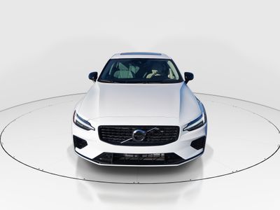 2022 Volvo S60 Recharge Plug-In Hybrid — side profile view