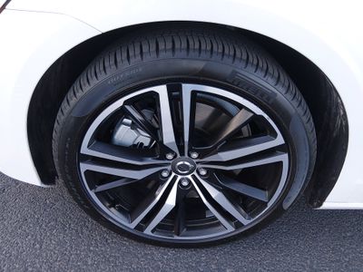 2022 Volvo S60 Recharge Plug-In Hybrid — photo 10 view