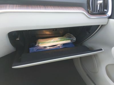 2022 Volvo S60 Recharge Plug-In Hybrid — photo 16 view