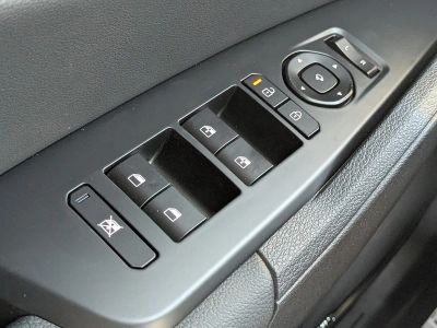 2026 Kia Sportage Plug-In Hybrid — photo 27 view